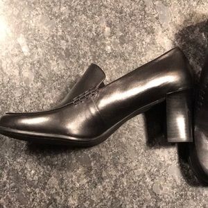 Franco sarto heeled loafer